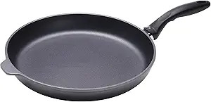 Amazon.com: Swiss Diamond 32cm Frying Pan - HD Nonstick Diamond Coated Aluminum Skillet Dishwashe... | Amazon (US)