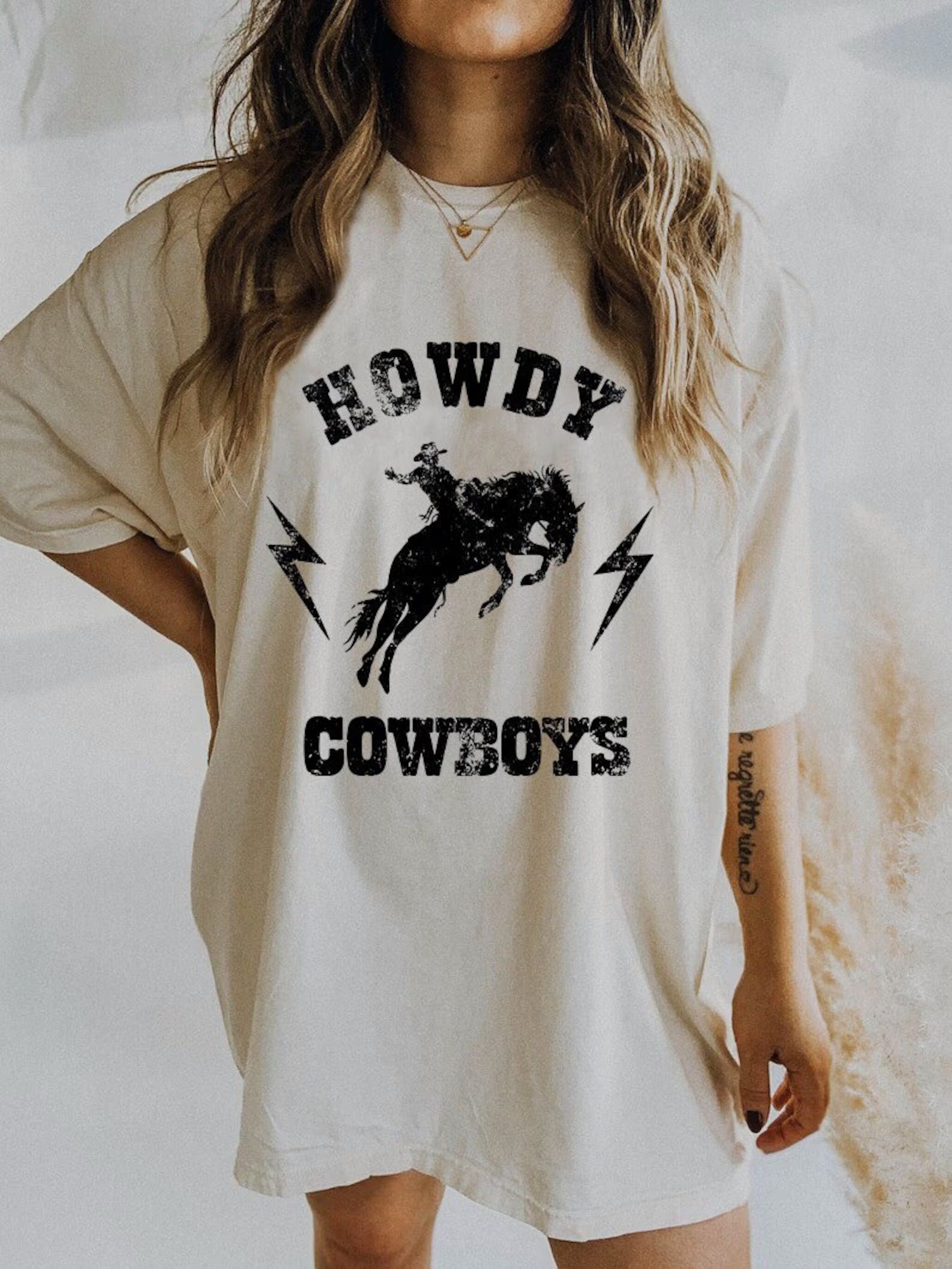 Howdy T Shirt Western Graphic Tee Oversize Graphic Tee Cute Western Shirts Boho Western Shirt Sou... | Etsy (US)