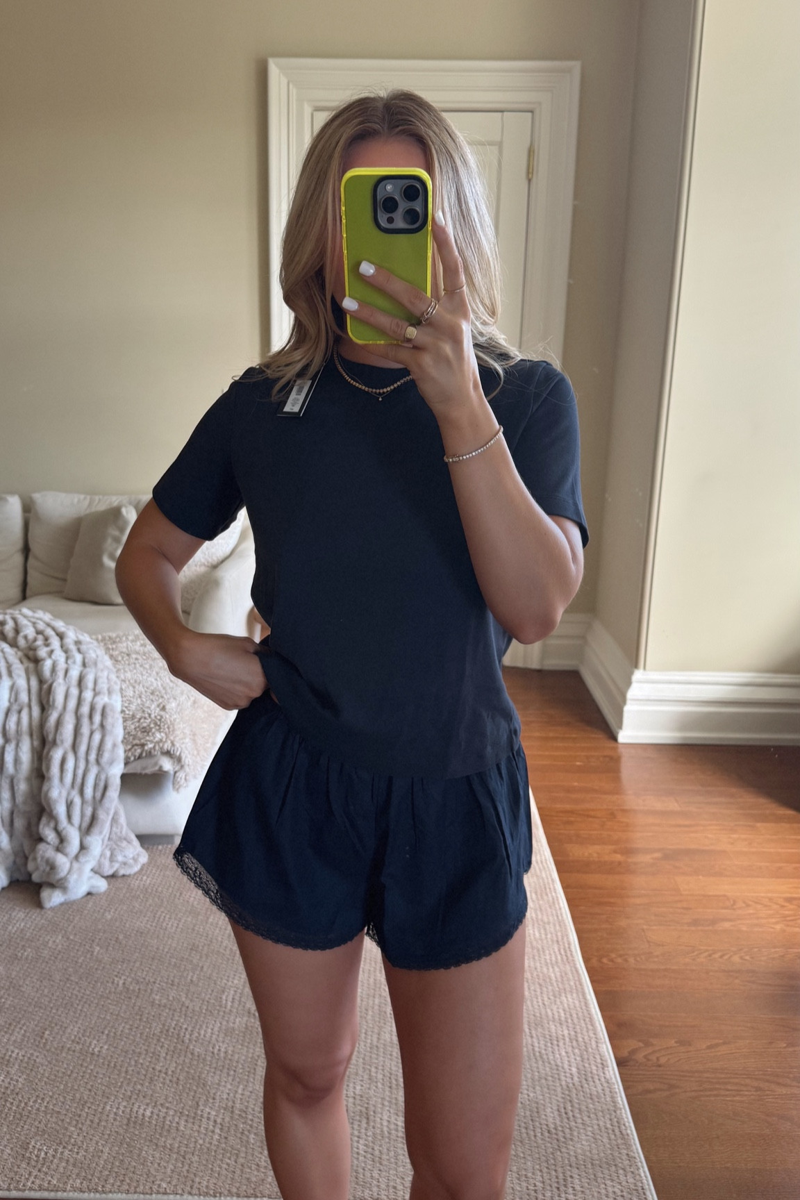 Great basic tee!!

#LTKSeasonal #LTKFindsUnder50