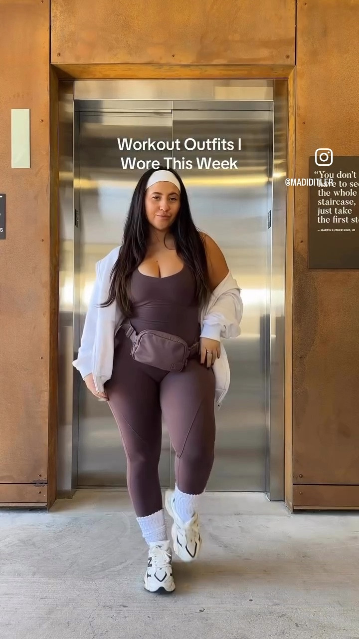 Wearing a size medium 🫶🏼

#activewear 

#LTKActive #LTKMidsize #LTKFitness