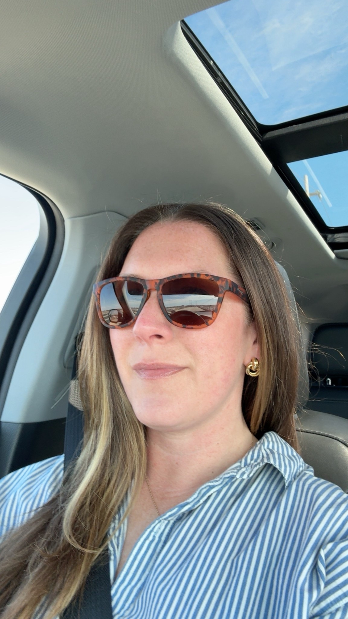 Sun is shining and weather is finally warming up. Enjoying the last little bit of spring break before school and sports start up again next week.

#LTKmomlife #LTKOver40 #LTKMidsize