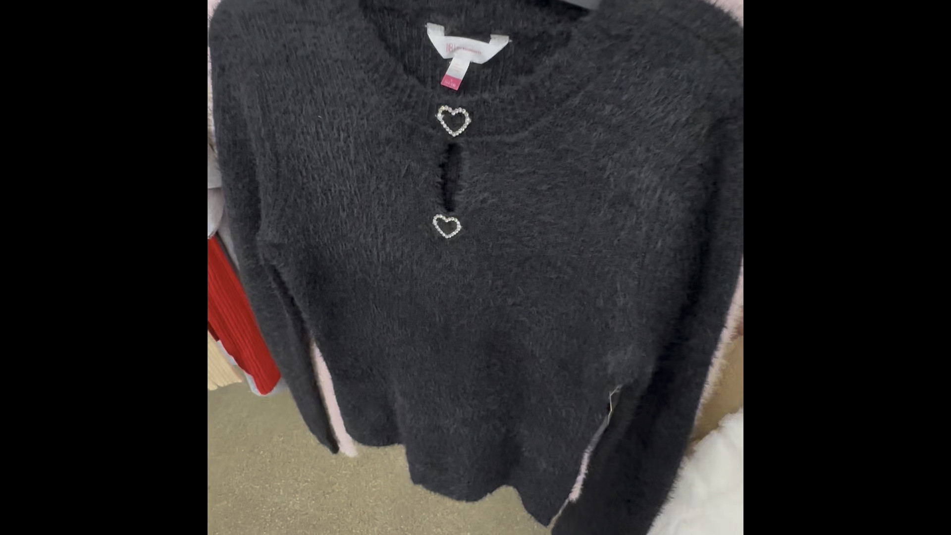 Formal or casual- this sweater does it all! From New Year’s through Valentine’s, you’ll love this look!

#LTKparties #LTKHoliday #LTKSeasonal