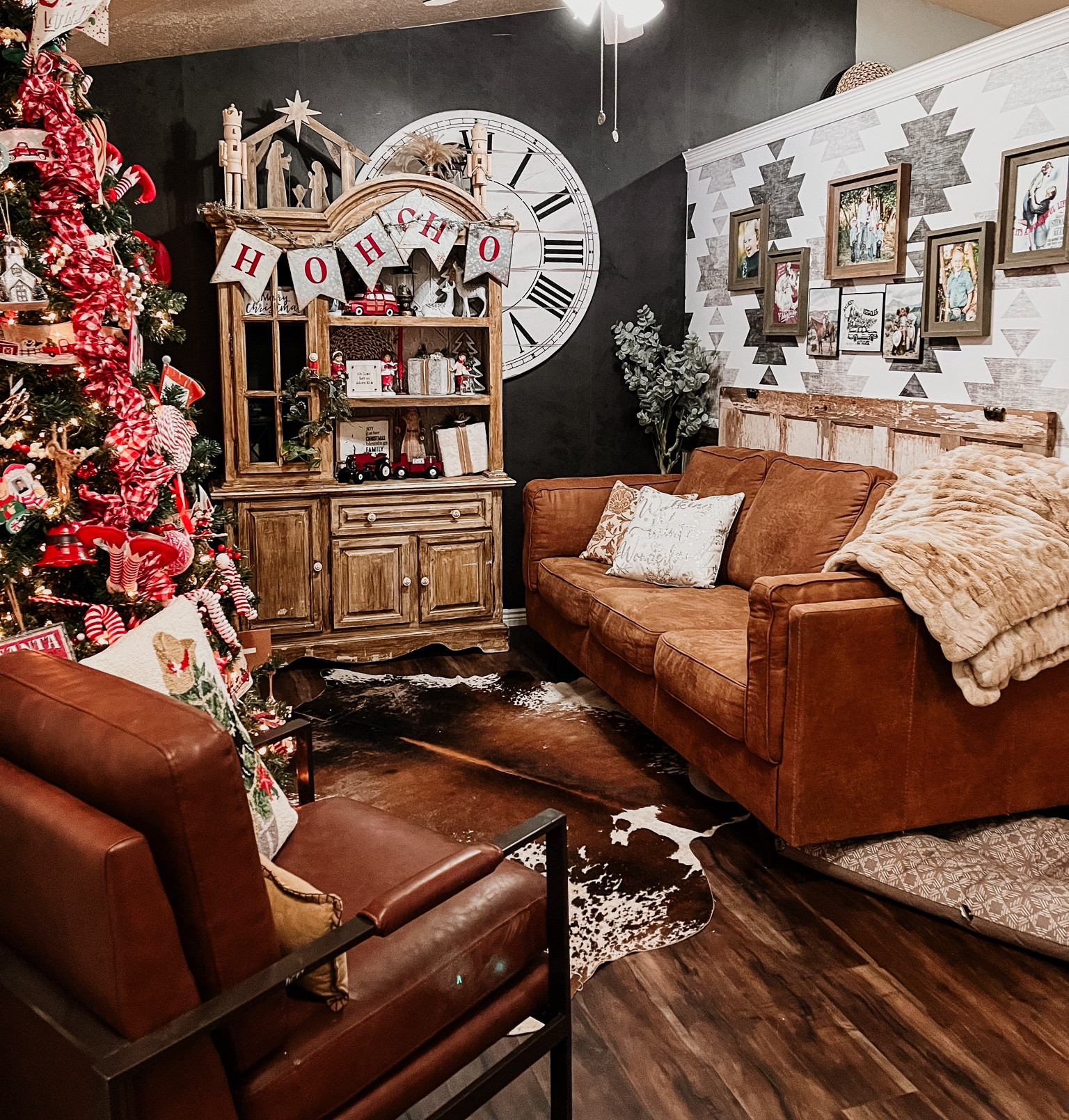 This time last year…it’s surreal to think we now live in a different state! It’s crazy what can change in a year. 



#LTKHoliday #LTKHome