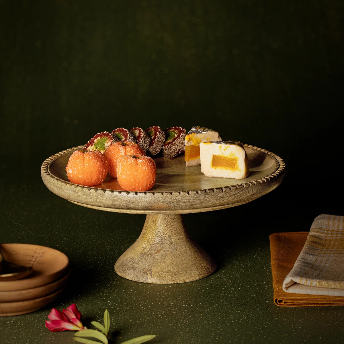 Country Wooden Cake Stand with Server, Handcrafted Round Dessert Display Stand for Cakes, Tarts, ... | Wayfair North America