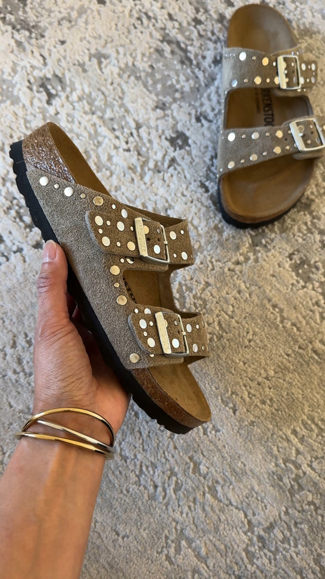 Summer outfit. Summer sandals. Slide sandals. Check to make sure you are ordering the proper width for your foot as some retailers carry narrow width only.
Bangle bracelets are water durable  


#LTKShoeCrush #LTKOver40