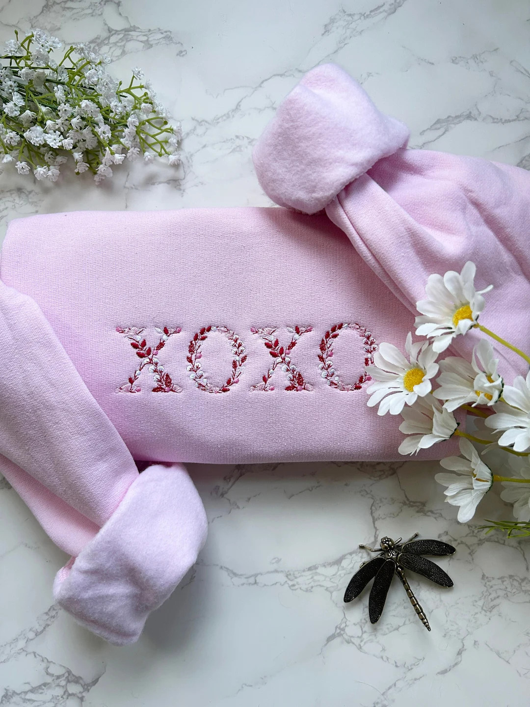 Embroidered Floral Valentine's Day Sweatshirt, Embroidered Valentine XOXO Crewneck Sweatshirt, Em... | Etsy (US)