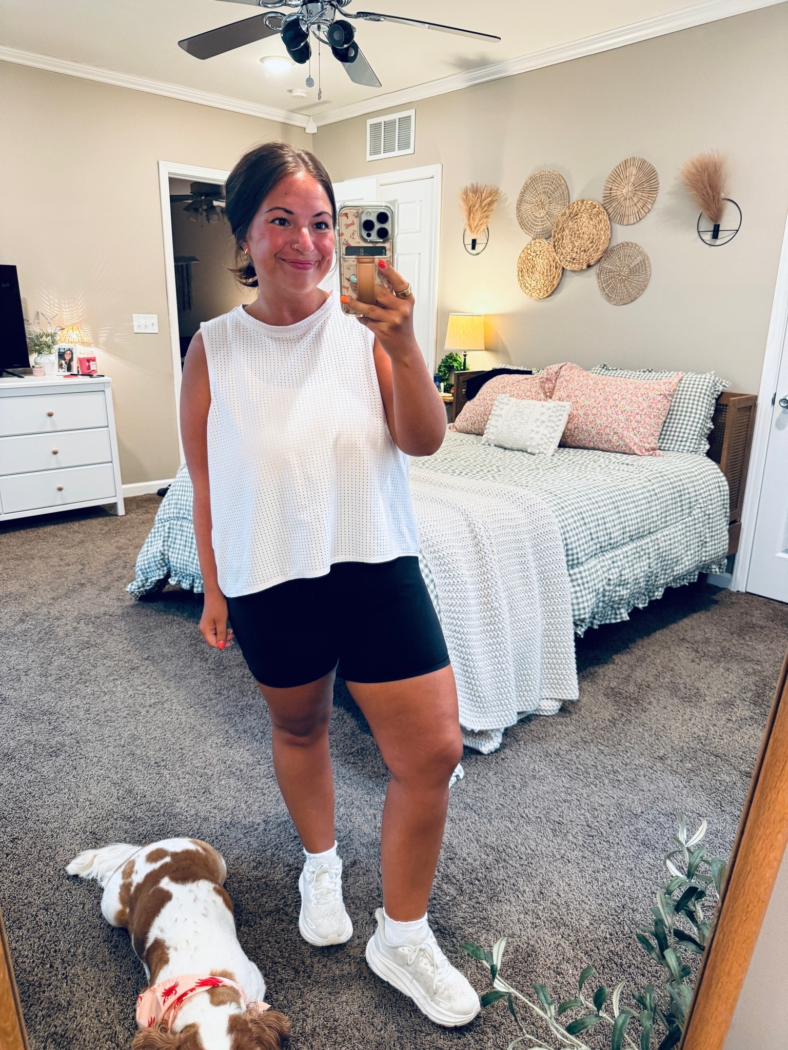 tuesday’s ootd

#LTKootd #LTKSeasonal #LTKMidsize