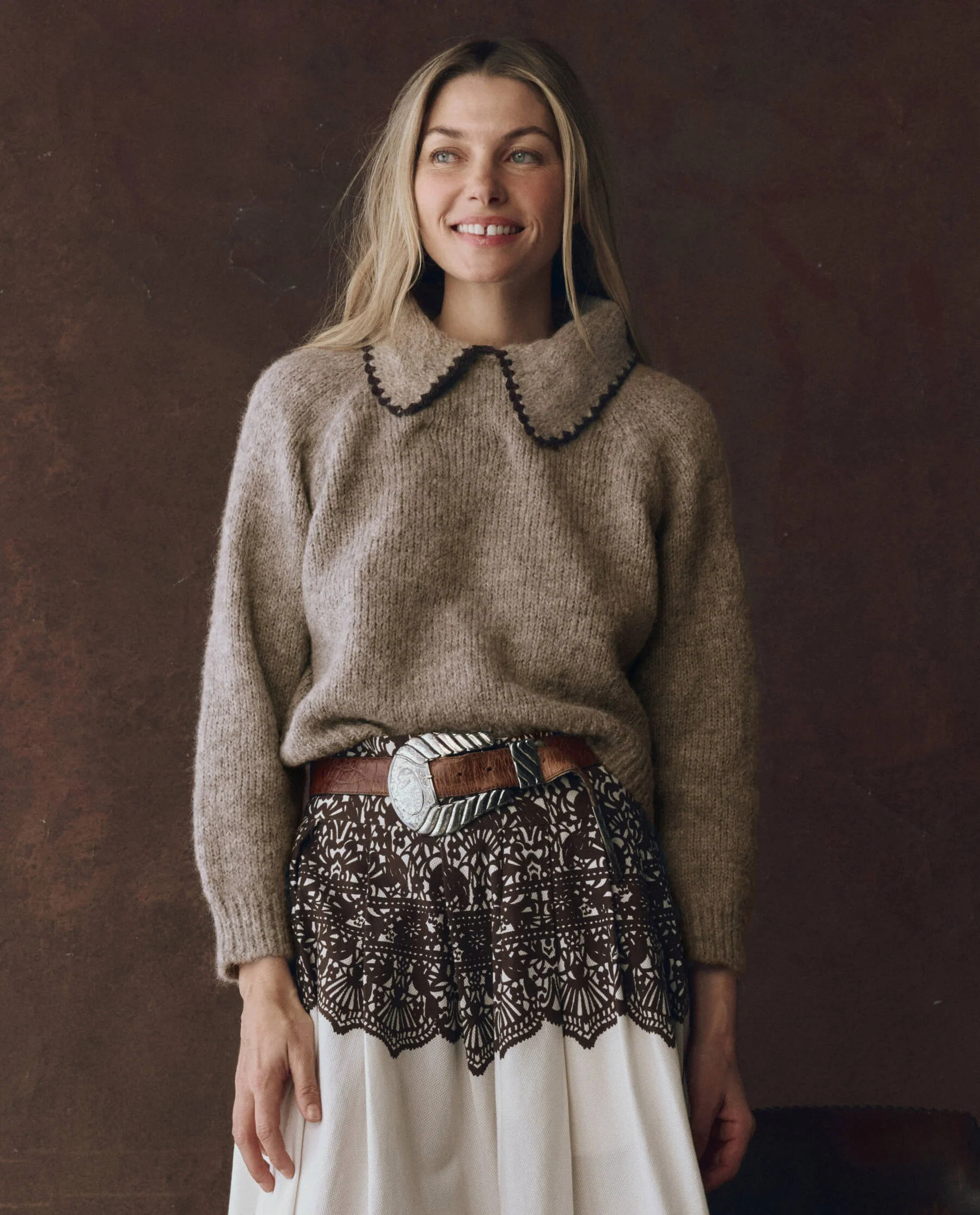The Crochet Collar Pullover. -- Oat with Brown | THE GREAT.