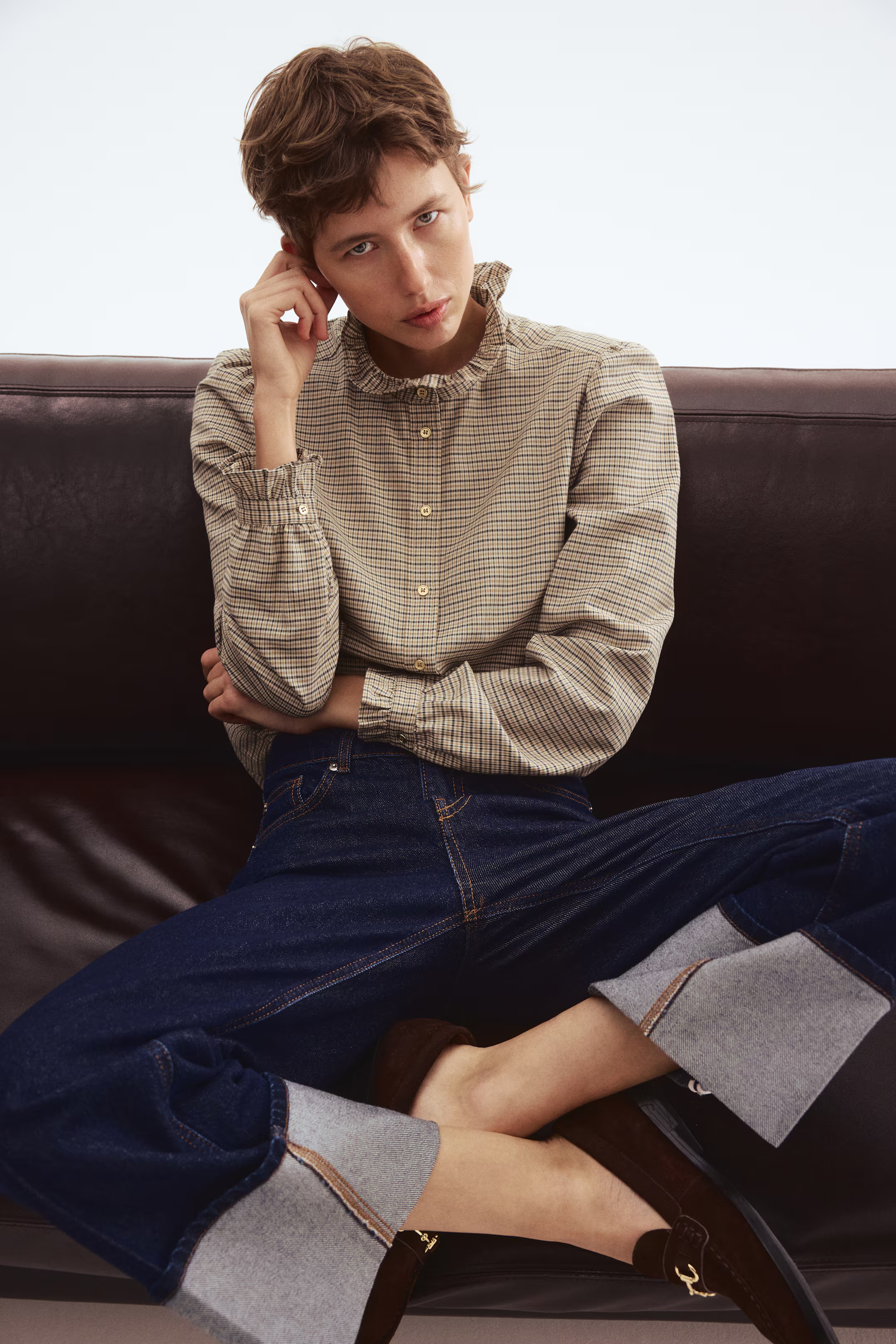 Frilled-collar blouse | H&M (UK, MY, IN, SG, PH, TW, HK)