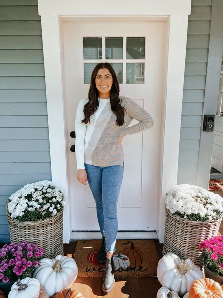 Fall outfit

Winter outfit, color block sweater, Chelsea boots, skinny ankle jeans, Thanksgiving outfit

#LTKHoliday #LTKSeasonal #LTKshoecrush