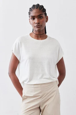 In a Breeze Light Sweater Top | Ruti
