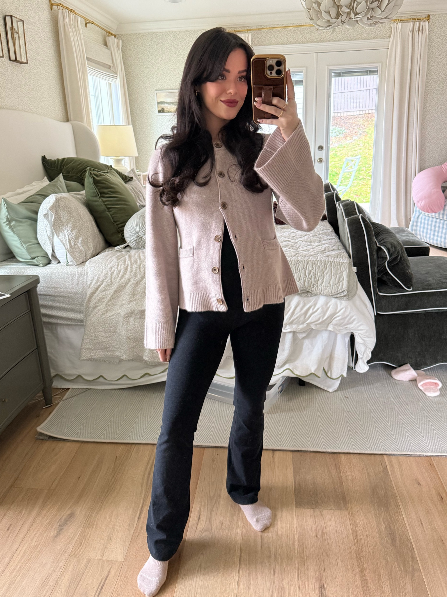 Comfy loungewear for winter / bump friendly


#LTKFindsUnder100 #LTKBump