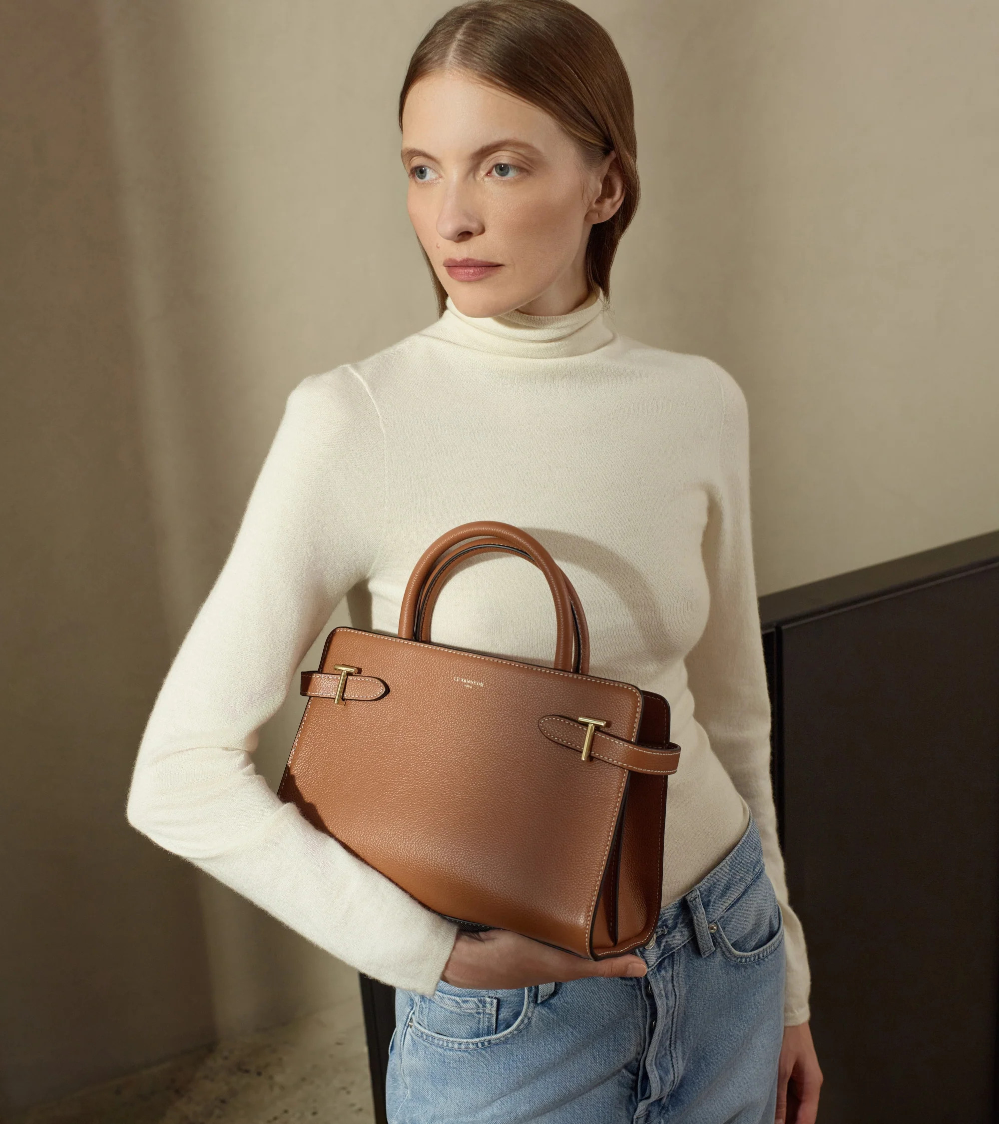 Emilie medium-sized handbag in grained leather | Le Tanneur