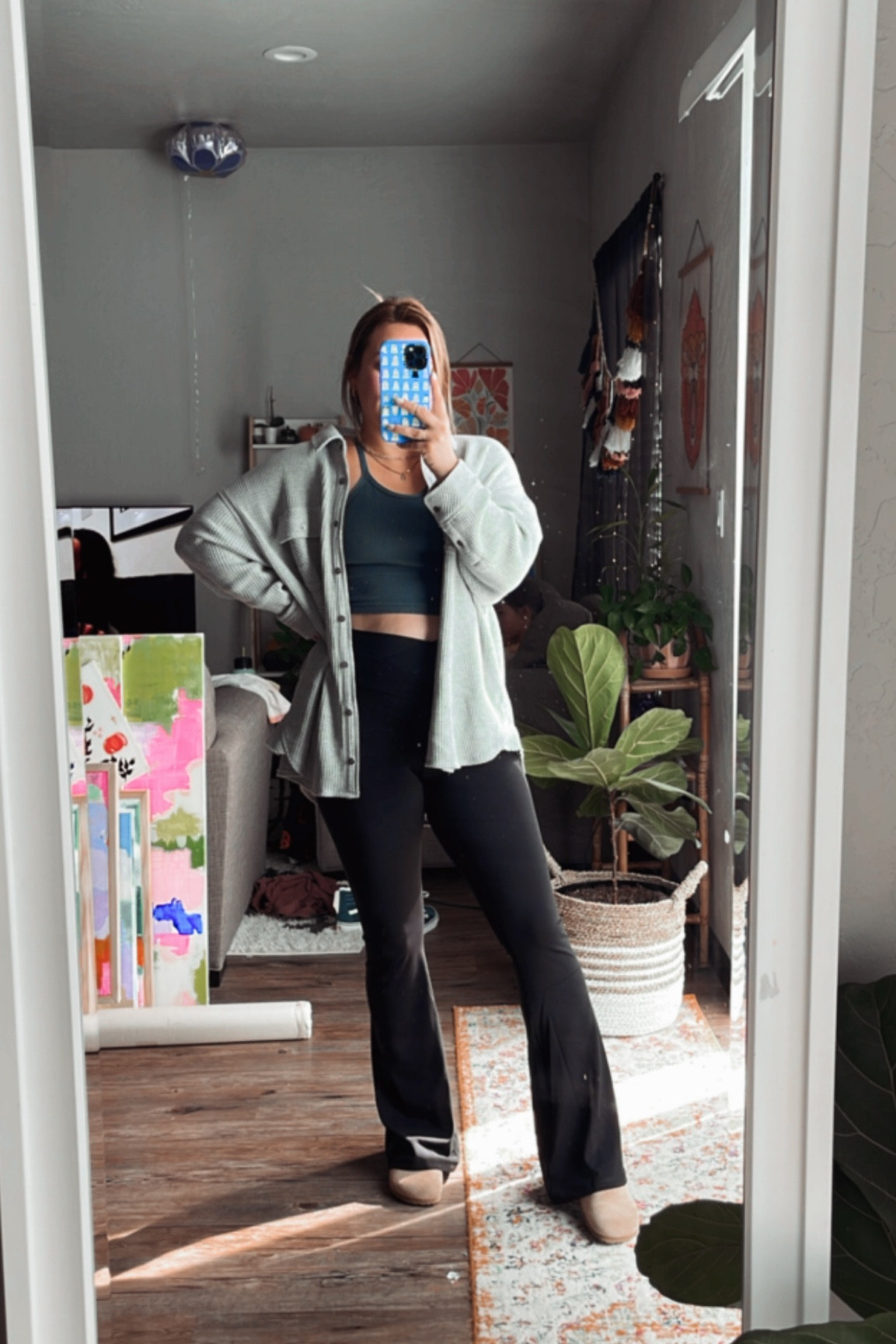 Flare leggings
Aerie crossover
Midsize
Wearing M
Fall outfit inspo cozy


#LTKunder100 #LTKtravel #LTKSeasonal