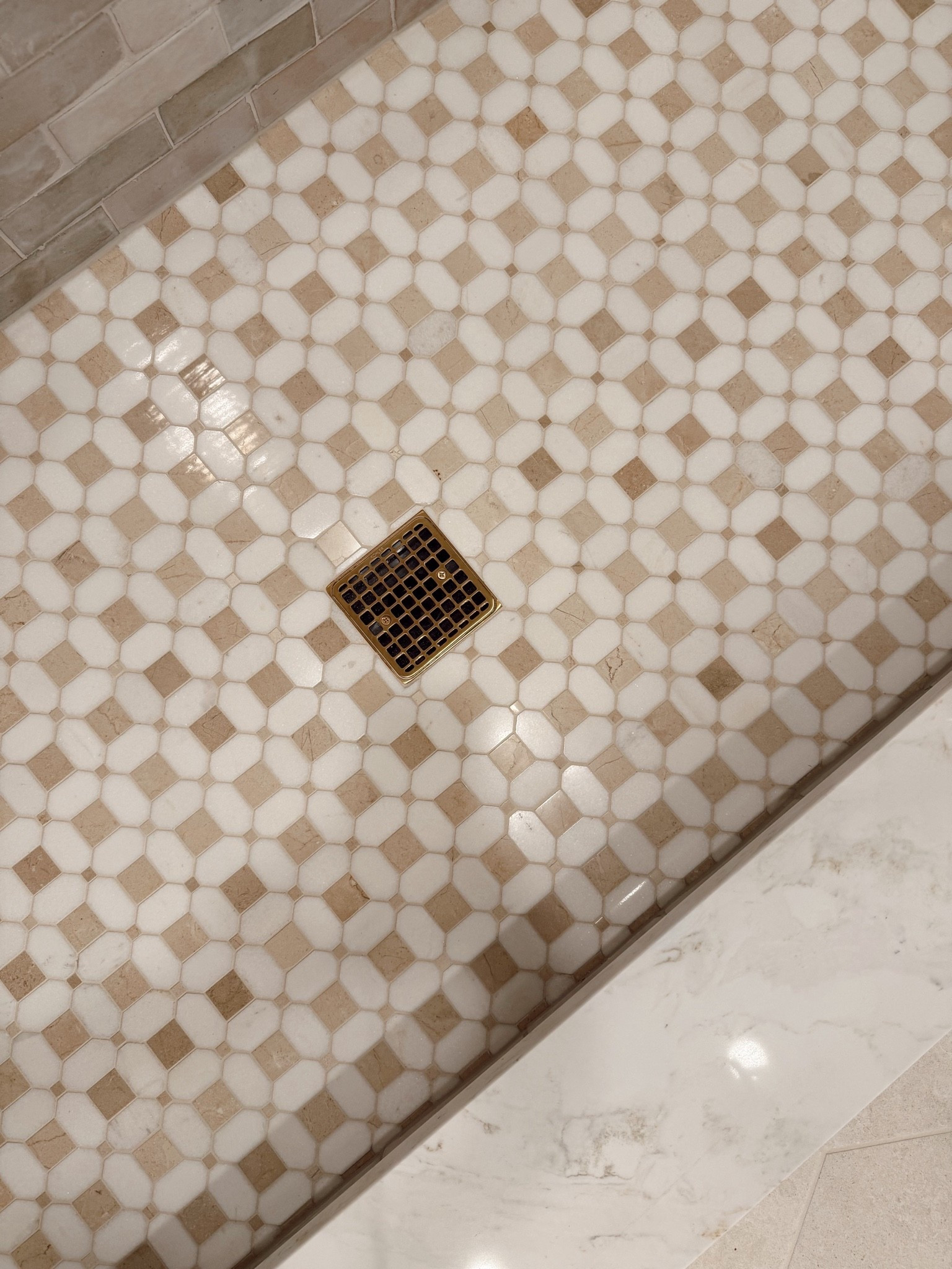 Shower tile floor! Love love love!!

Shower tile, mosaic shower tile, tile floor, bathroom flooring, bathroom tile, bathroom ideas, bathroom inspo

#LTKHome