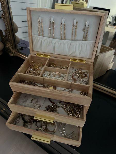 Finally organized my jewelry!
Target finds


#LTKSeasonal #LTKBeauty #LTKStyleTip