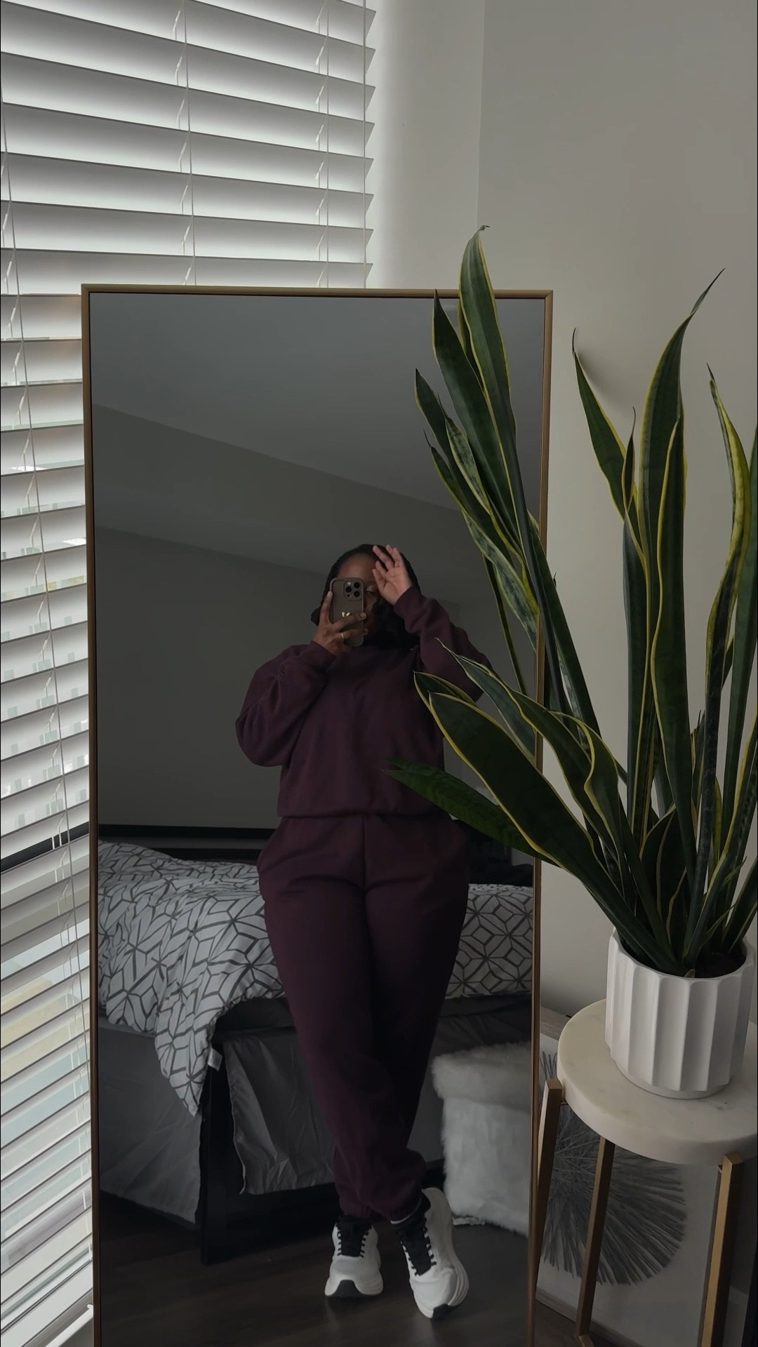 Who says cozy outfits can’t be cute? Embracing the fall season by leaning into all the deep fall colors by pairing them with fleeced clothing sets. I love a good matching set and you can’t go wrong with it especially if it’s comfortable and warm too. 

I sized up in both for a baggy fit. Got this set from @fabletics in the color Ox blood! Athleisure is undefeated 

#fall colors # fall fashion #matching sets


#LTKootd #LTKSeasonal #LTKActive