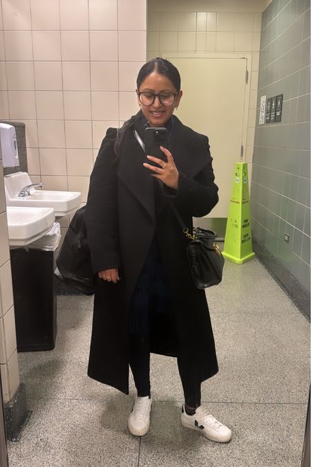 Travel day airport look in
My warm and cosy Aritzia wool coat. lululemon aligned leggings, and Veja sneakers 🖤

#LTKshoecrush #LTKstyletip #LTKtravel