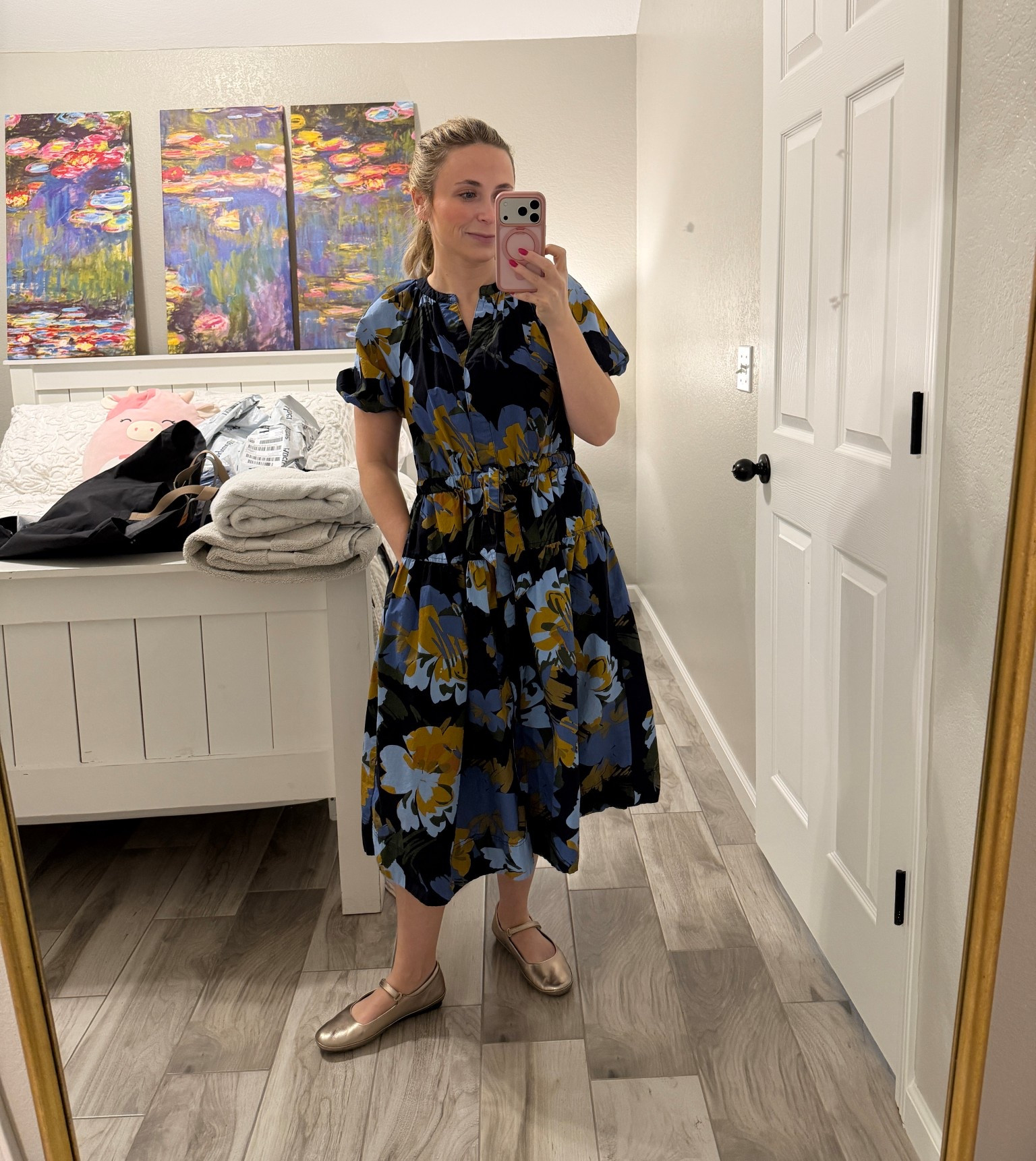 Walmart fashion FTW! Can’t find this exact dress but they have so many good options!

#LTKootd #LTKdayinmylife #LTKWorkwear