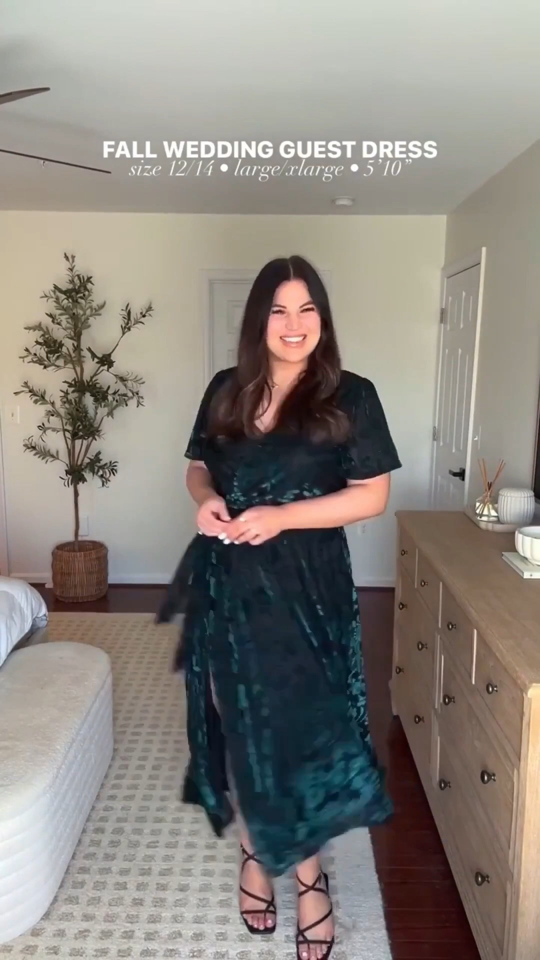 Fall wedding guest dress!

I actually shared this dress during the holidays last year as a winter/holiday wedding guest dress but I also think it would totally work for a fall wedding too!! 

#amazon #amazonfashion #weddingguest #weddingguestdress #midsizedress #midsize #founditonamazon



#LTKMidsize #LTKHoliday #LTKWedding