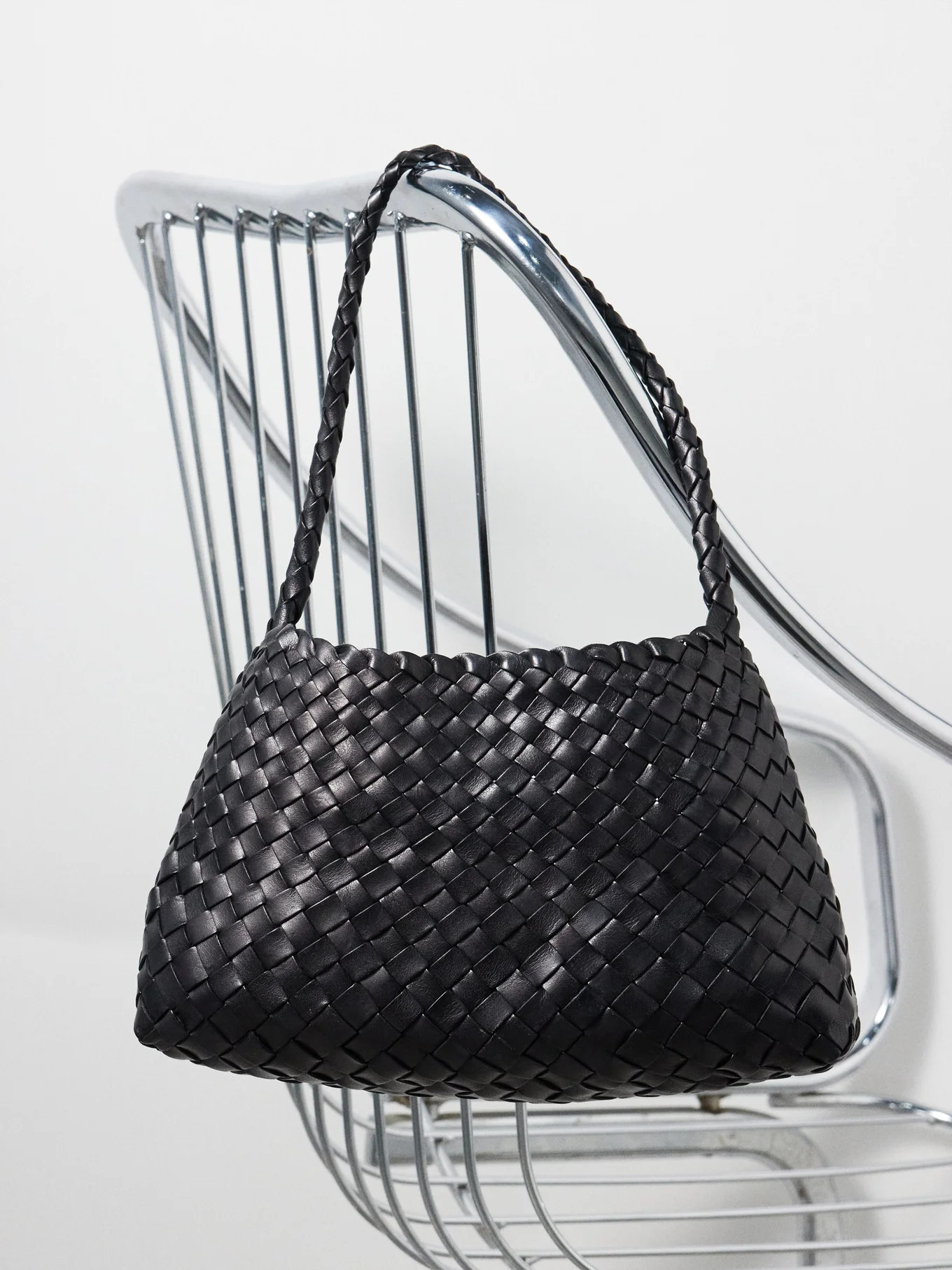Santa Rosanna small woven-leather shoulder bag | Dragon Diffusion | Matches (UK)
