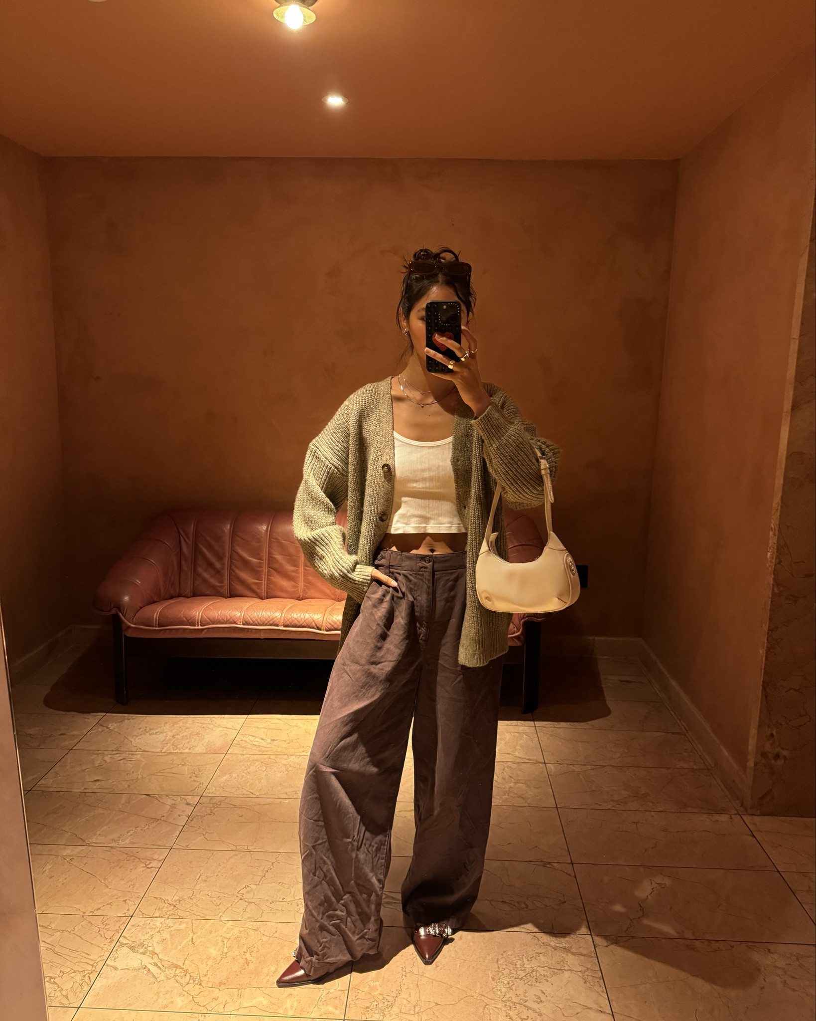 the most put together + comfy brunch outfit. You will be fooling everyone thinking your put together. I own these madewell Harlow pants in 4 diff colors. Worth every cent  

#LTKStyleTip #LTKItBag #LTKShoeCrush