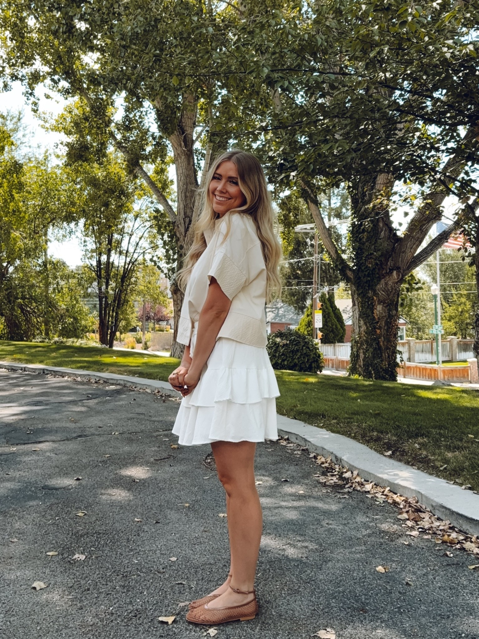nursing friendly church outfit that would be a cute teacher outfit!

skirt: size up one to L for length, has drawstring waist + a liner
top: sized up one to L 
flats: sized up half

| fall outfit | mom outfit | teacher outfit | breastfeeding friendly

#LTKootd #LTKmomlife #LTKWorkwear