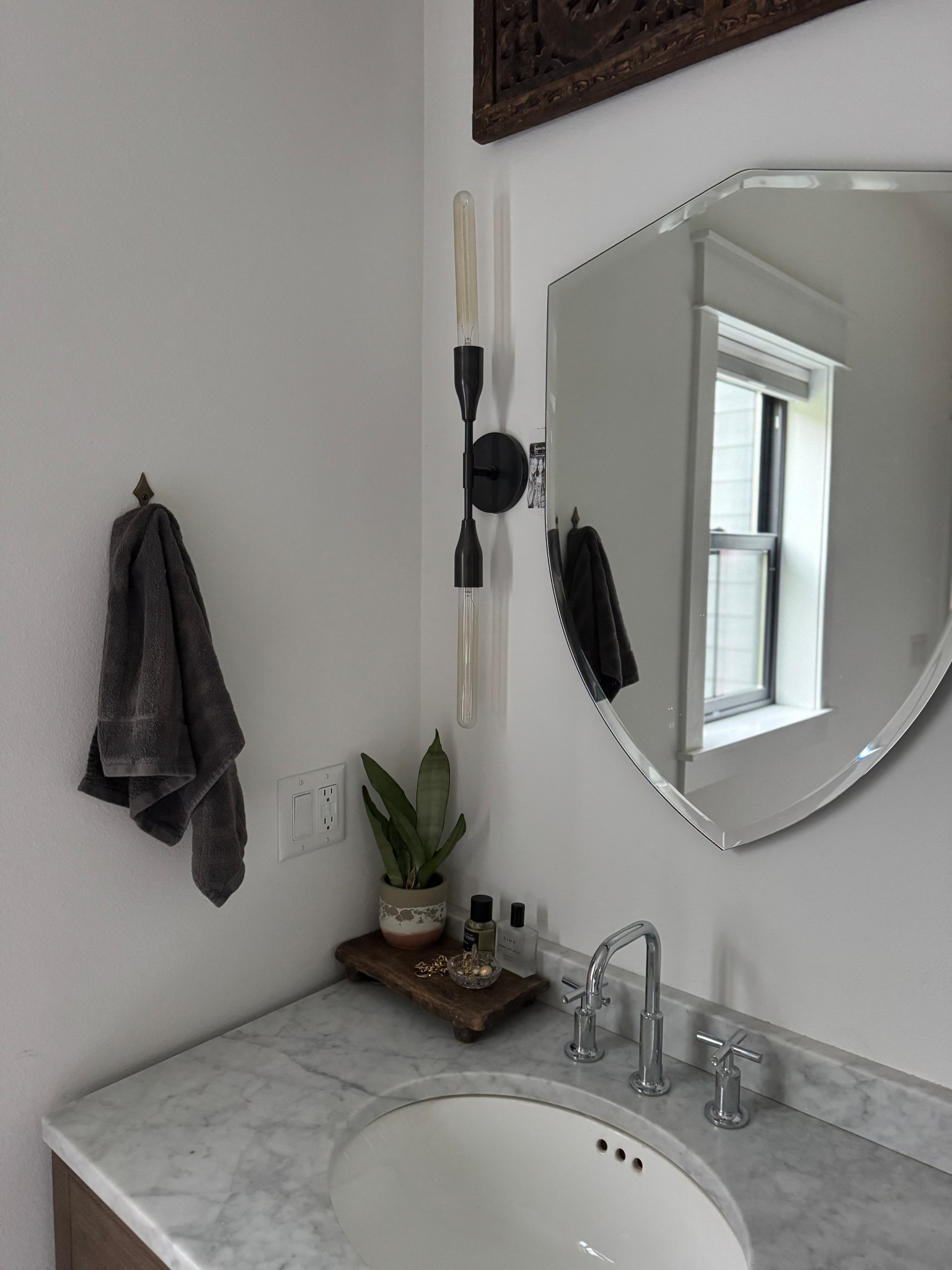 Five minute DIY upgrade for your bathroom! Replace that old builder grade hand towel holder with an antique brass hook! WAY more functional in my opinion, as well! And great for little hands:)

Madison Midwest Interior Designer Home Remodel Reno DIY 

#LTKSeasonal #LTKOver40 #LTKHome