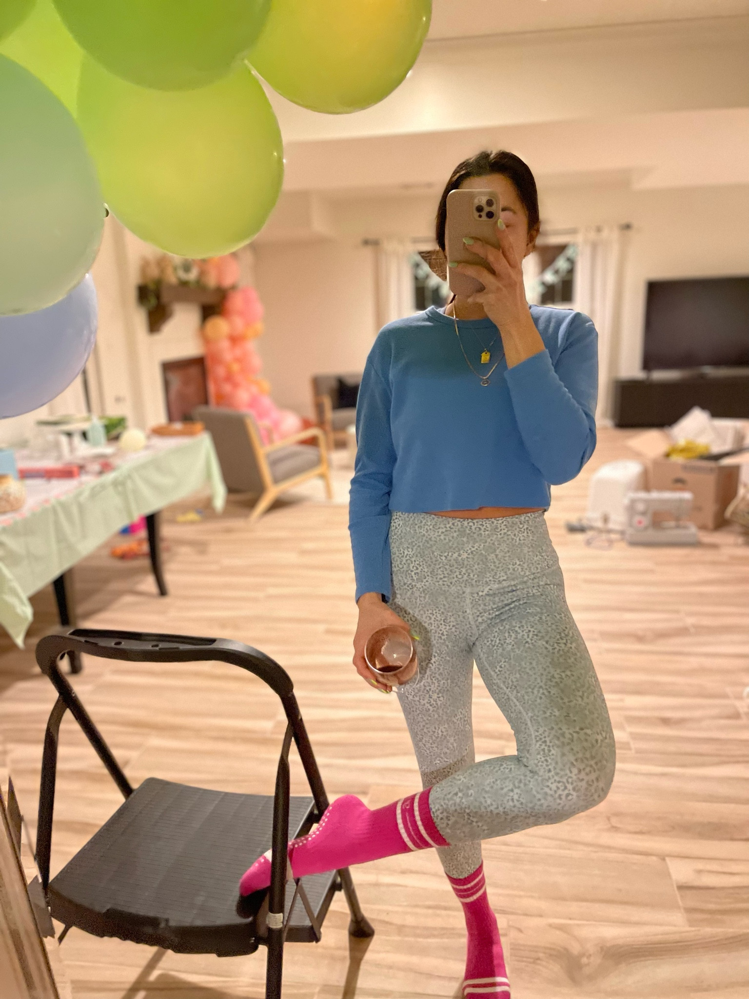 Pilates outfit
- workout grip yoga crew socks 🫶
- stirrup high waisted leggings
- longline sports bra
- cropped waffle knit/ thermal long sleeve
#ltkfind #ltkunder50 #ltkunder100

#LTKfit #LTKU #LTKSale