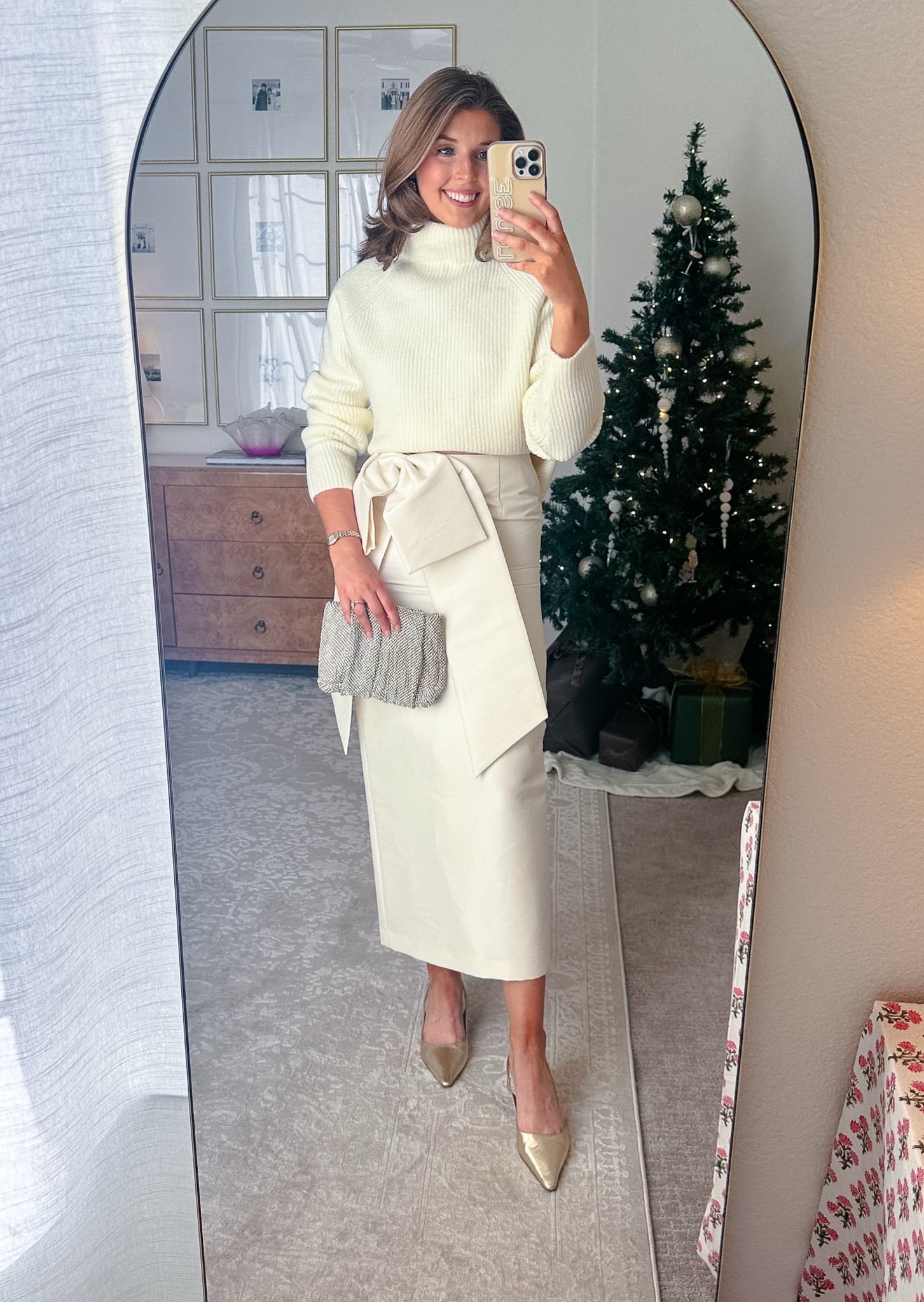 Winter white outfit idea! Wearing an XS in top and 2 in skirt — skirts is a bit funny sizing - I’m wearing a 2 and it is too tight for me in the hips… overall, TTS if you don’t have a booty but if you do, size up!

#LTKHoliday #LTKSeasonal #LTKWedding