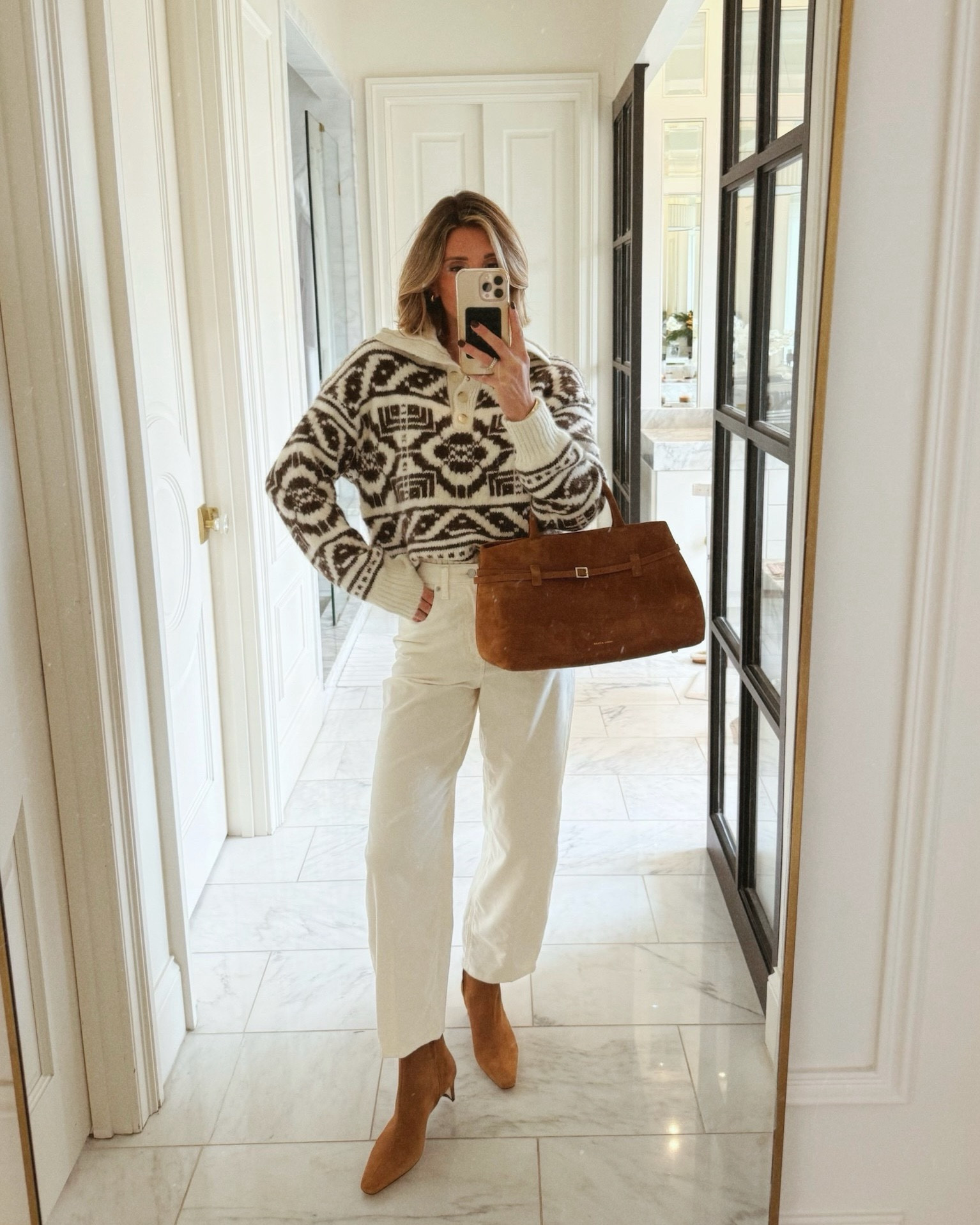 A sophisticated “Apres Ski” vibe for the colder months. I love styling a white jean in winter.

#LTKSeasonal #LTKootd