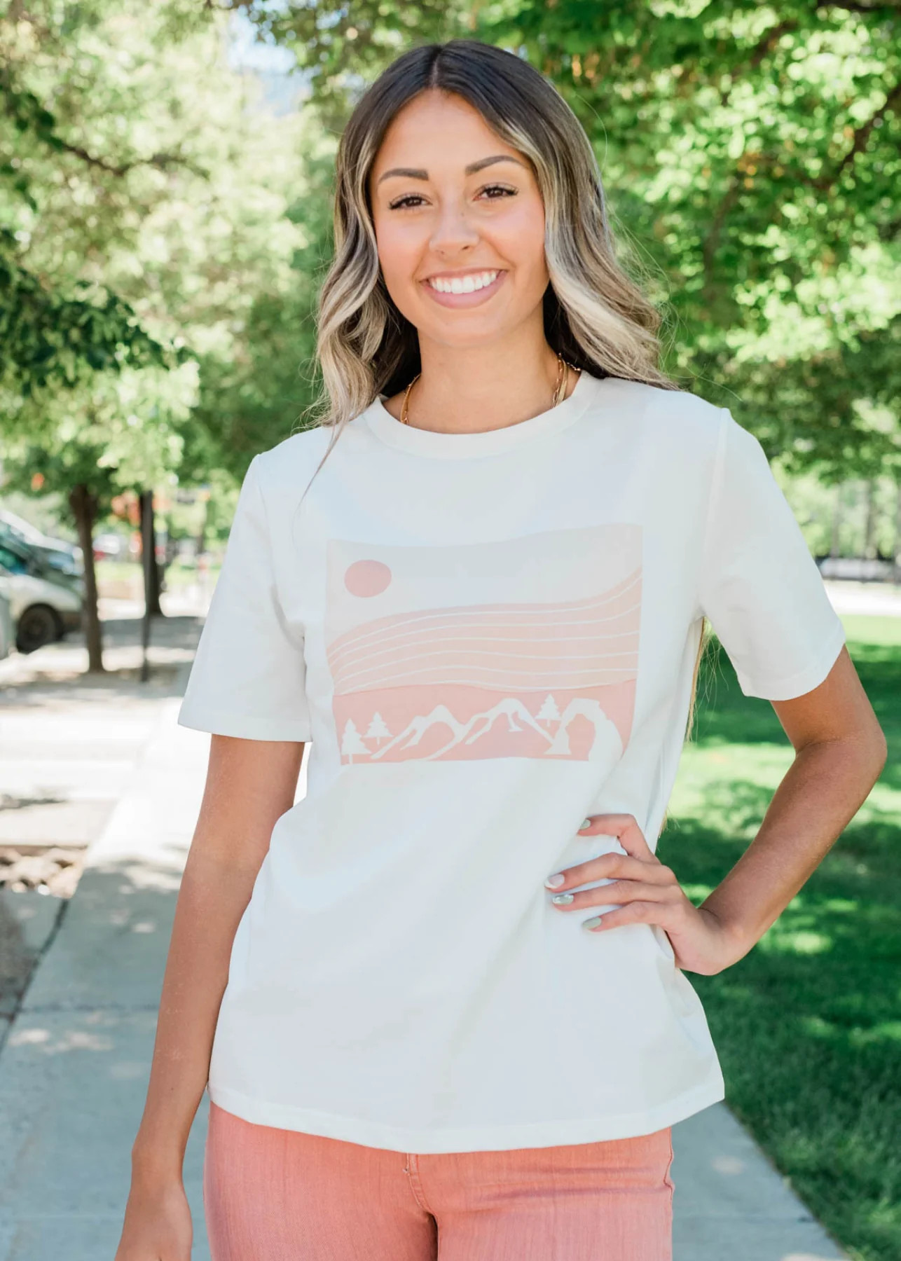 Setting Sun White Tee | My Sister's Closet Boutique