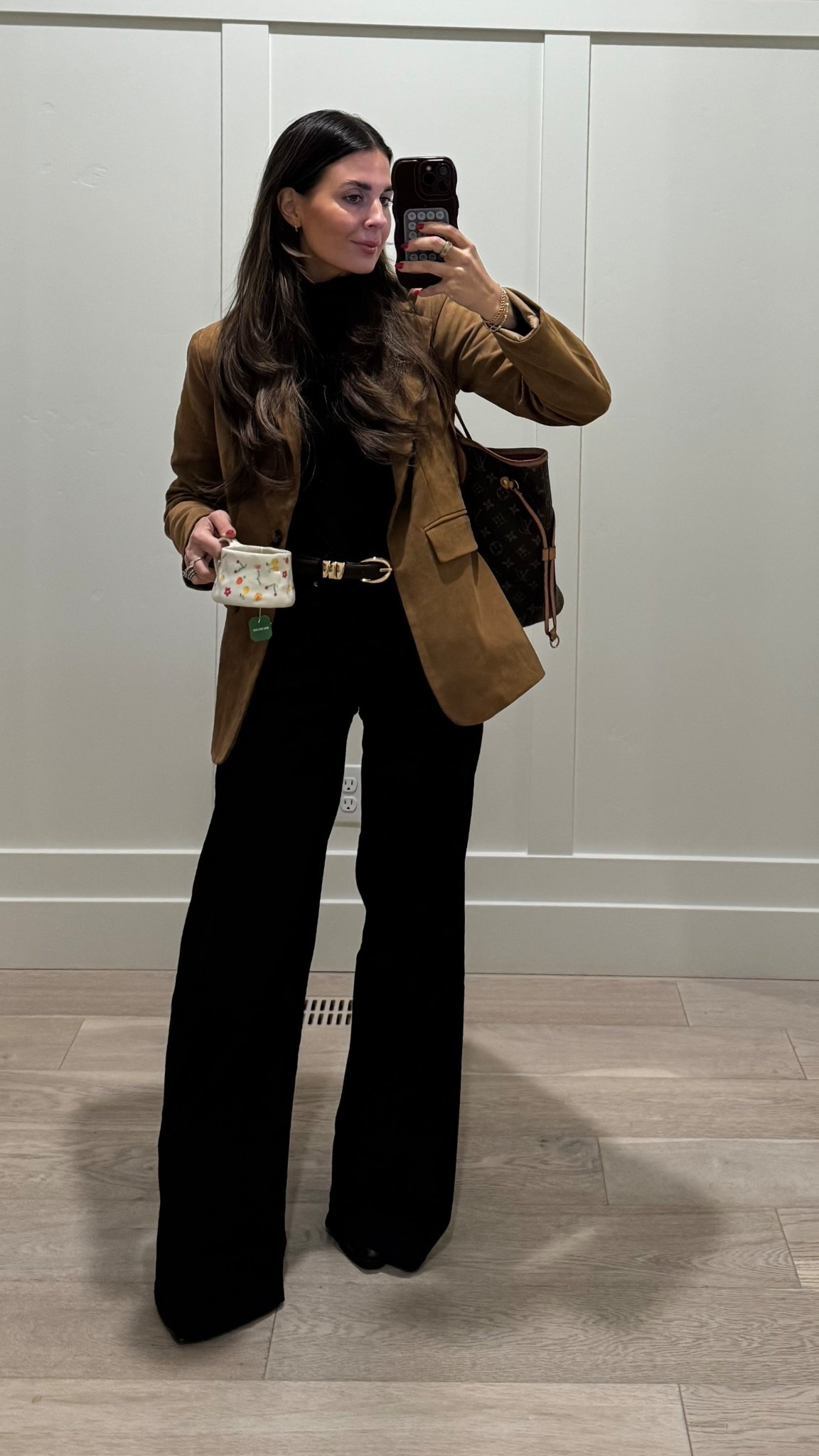 date night outfit! snagged these shaping Levi’s and they are so good! On sale for $41– wearing a size 25! They do run super long! Paired with my favorite thin throttle necks and suede blazer! 🤍