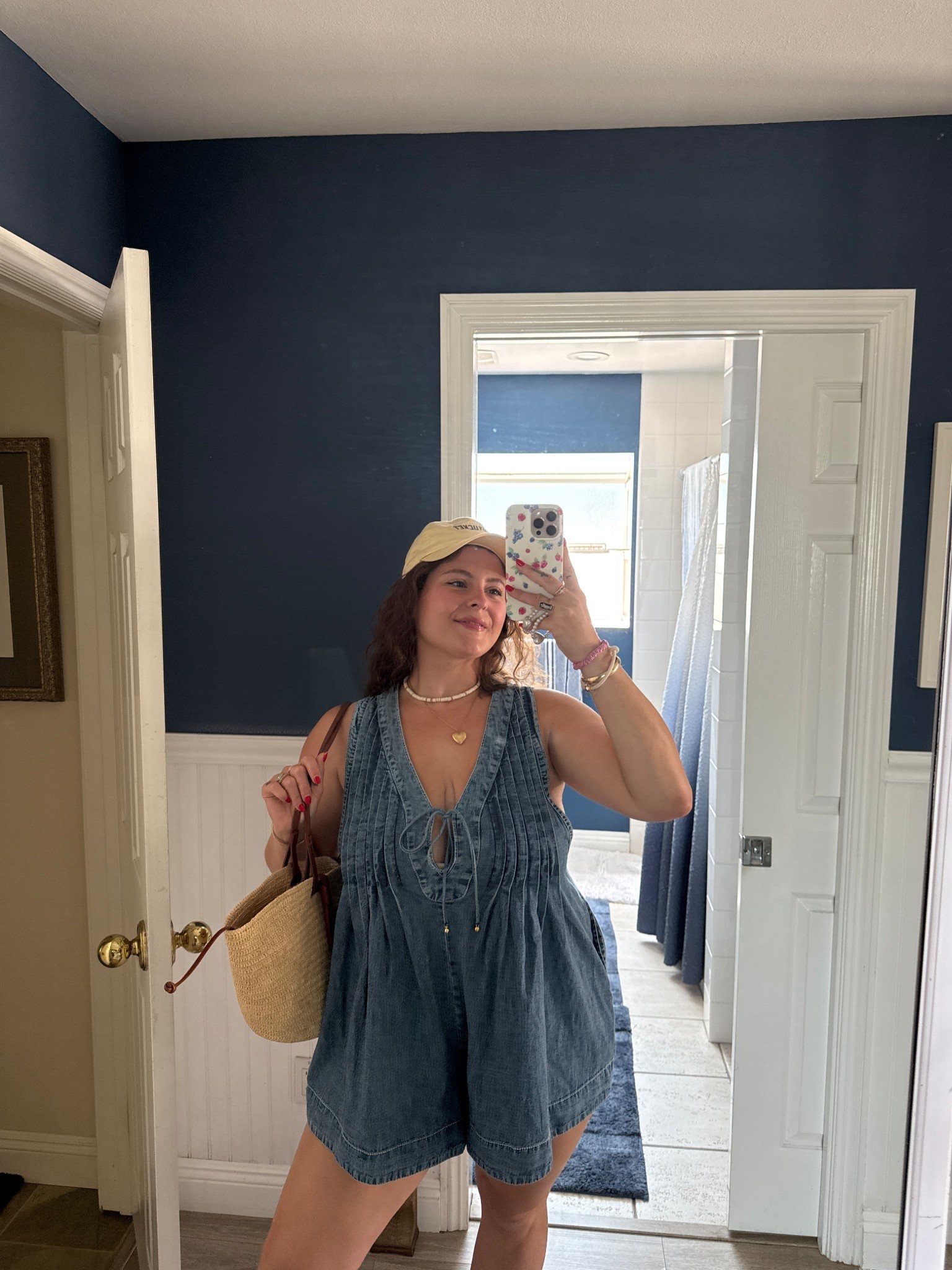 Free people denim romper size m

#LTKMidsize #LTKStyleTip #LTKFindsUnder100