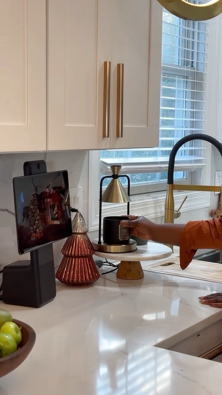 This candle warmer from Amazon is one of my favorite home decor finds! Don’t miss the Amazon Black Friday sale for deals on these finds and so much more! This would make a fabulous gift for anyone on your list!

#LTKCyberWeek #LTKsalealert #LTKGiftGuide