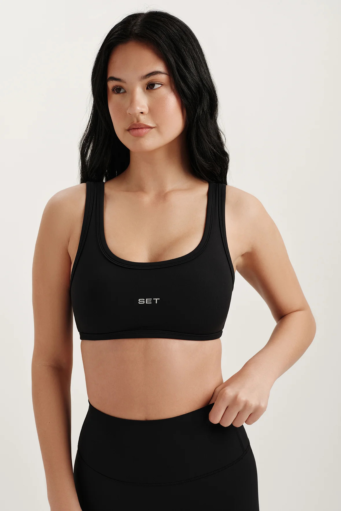 AIRLUXE BREATHE SCOOP BRA - ONYX | SET Active