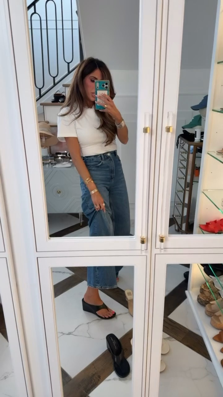 Some of my favorite sandals I recently got at Nordstrom!! NSALE!! 

Nordstrom Sale, Nordstrom Anniversary Sale, Nordstrom Finds, Nordstrom Shoes, Nordstrom Jewelry, Sneakers, Travel Outfits, Athleisure, Makeup, Matching sets, Emily Ann Gemma #LTKStyleTip

#LTKSaleAlert #LTKdayinmylife