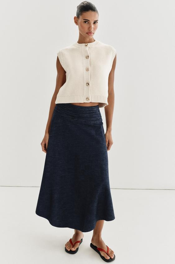 GOLD BUTTON KNIT VEST | Zara US