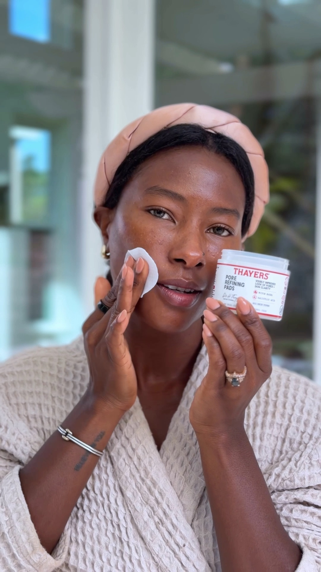 #ad I’ve been focusing on keeping my routine simple and listening to what my skin actually needs, especially with oily, acne-prone skin.

The @thayers Blemish Clearing Pads are what I reach for when my skin feels congested or I notice little breakouts, they help clear things up without that stripped feeling.

If my pores look more noticeable, I use the Pore Refining Toner Pads, and when my skin feels dull or textured, the Exfoliating 2% AHA Toner Pads give me a quick refresh.

It’s really about using the right product for what my skin needs that day.

You can find all three below and @Target. 

@shop.ltk liketkit #ThayersPartner #TargetPartner #targetstyle #target

#LTKdayinmylife #LTKmomlife #LTKBeauty