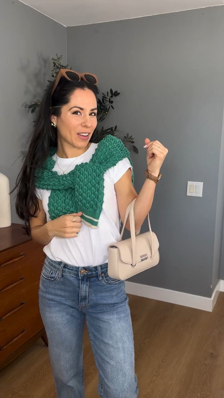 Miss, you forgot something 🤭

#shop #mylooks #parisianstyle #elegantstyle #elegantoutfits #springoutfitideas #springoutfits #ootd #momfashion #ad #momoutfitinspo #momoutfitideas