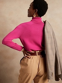 Seamless Merino Turtleneck Sweater in Responsible Wool | Banana Republic (US)