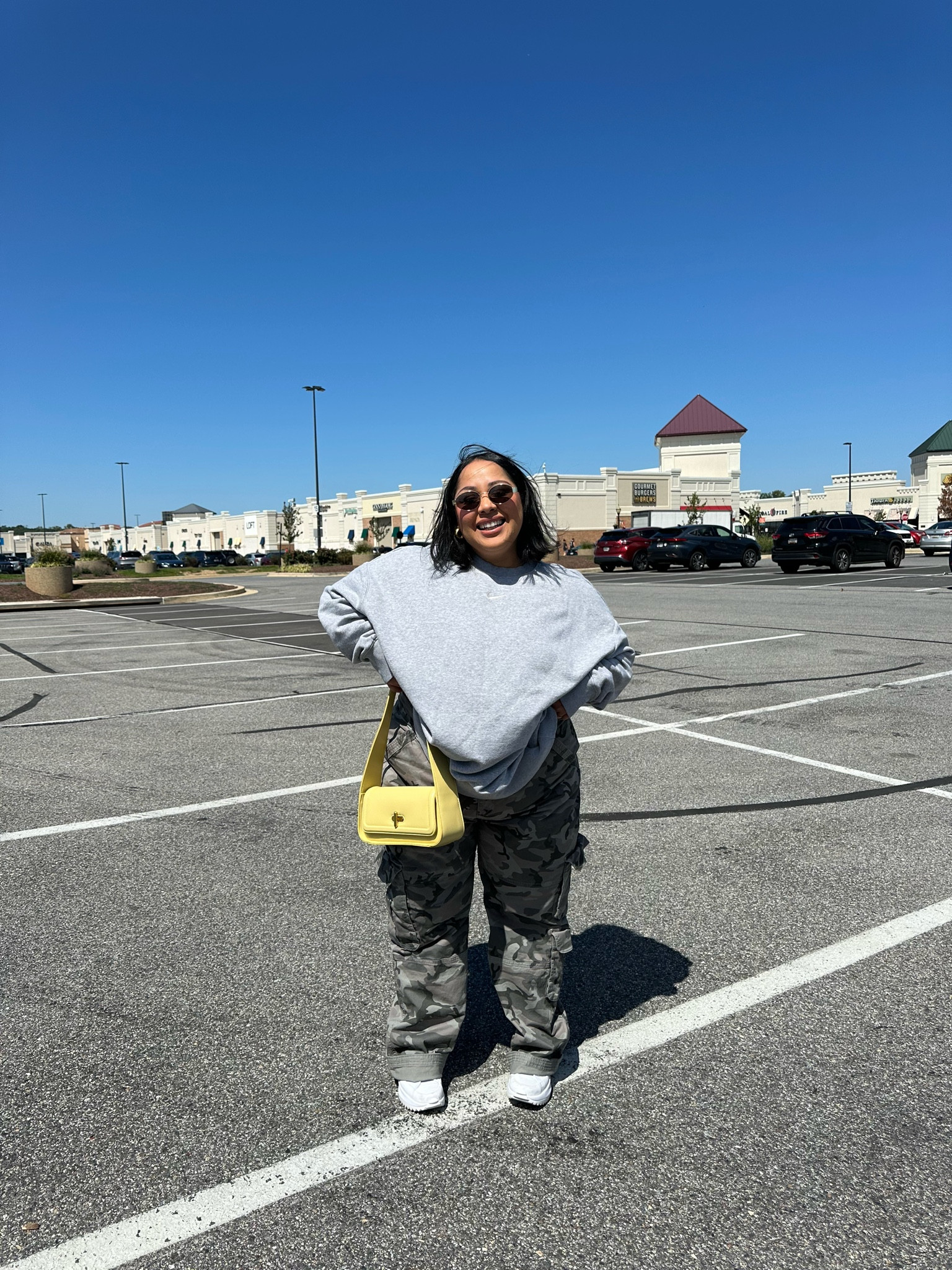 Fall Fashion 

Nike crewneck runs oversized, wearing size xxl 

Cargo pants wearing size 34

#LTKSeasonal #LTKFallSale #LTKPlusSize