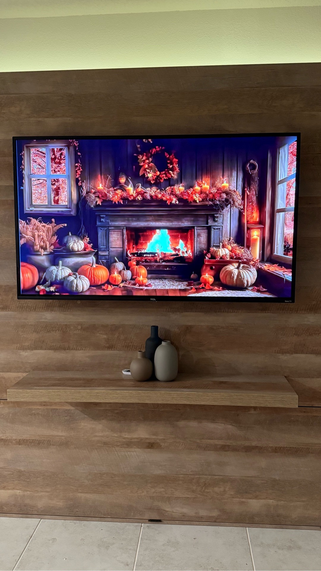 The TV Console of my dreams!😍🤍