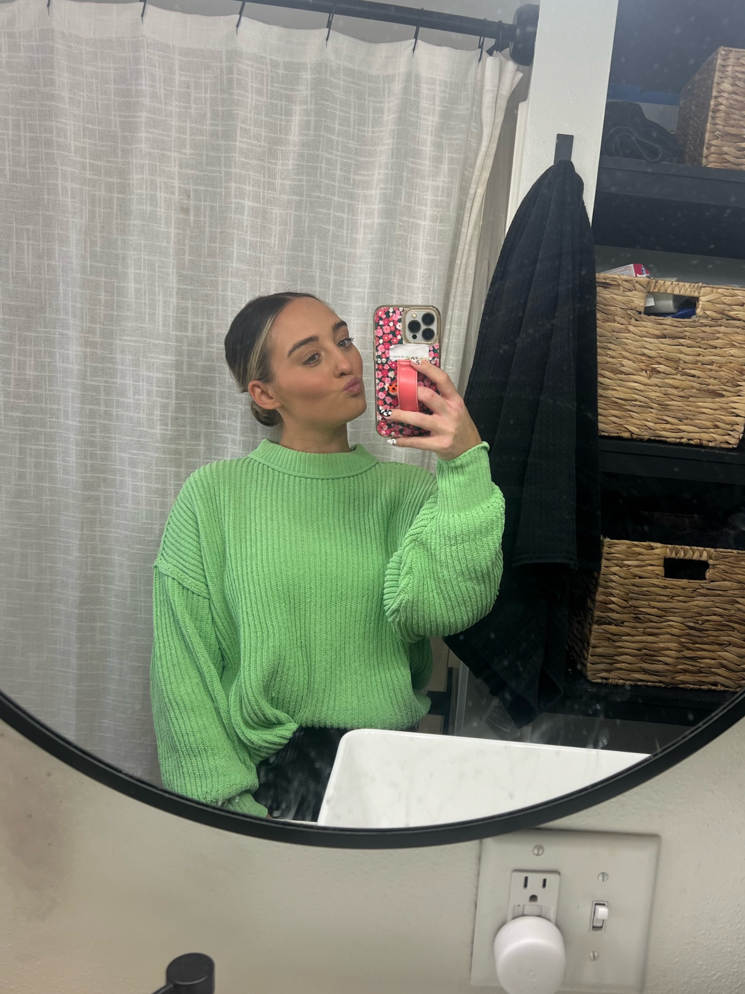 Extra 25% off your Aerie purchase today! 👏🏼👏🏼 here are some of my favorites I’ve been loving this fall 🍂

#LTKstyletip #LTKHolidaySale #LTKGiftGuide