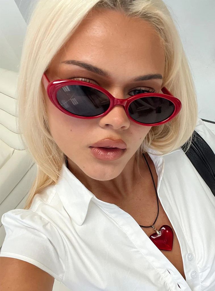 Beenna Sunglasses Wine | Princess Polly US