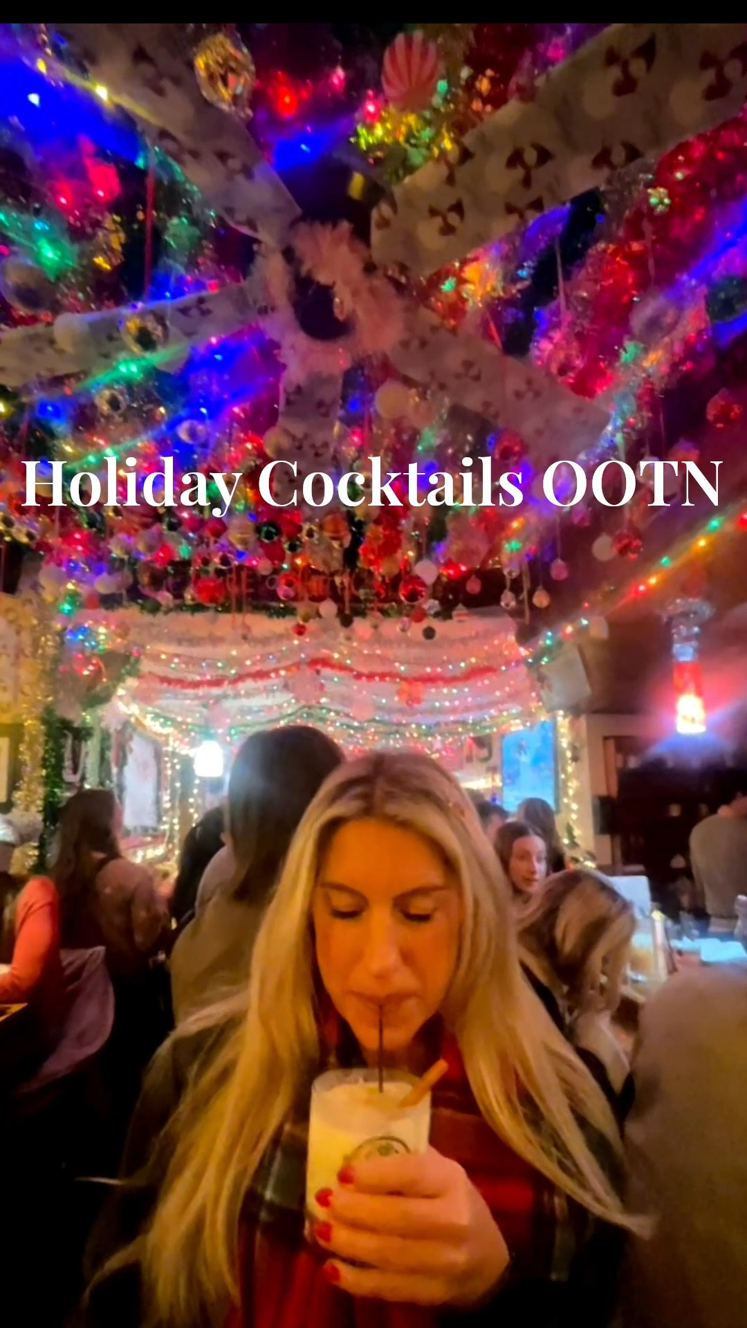 Holiday Cocktails OOTN in a trendy Christmas Pop-Up Bar 🍸🎄🎅

#LTKSeasonal #LTKfoodie #LTKHoliday
