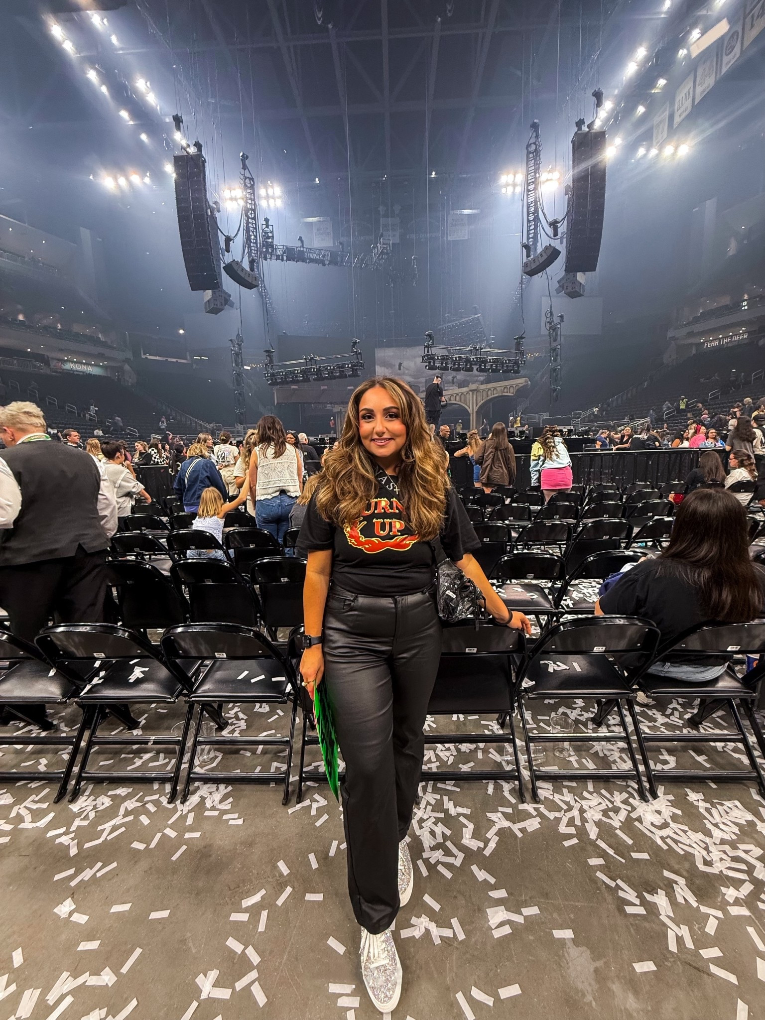Jonas Brothers Concert Outfit 🎸❤️

#LTKFindsUnder100 #LTKStyleTip