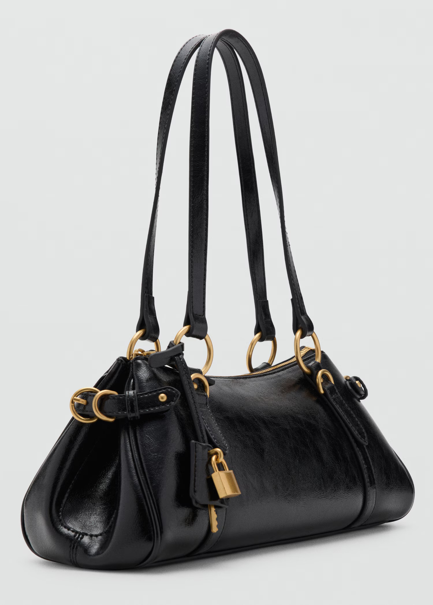 Bowling shoulder bag with charm - Women | MANGO USA | Mango (US/MX/AU)