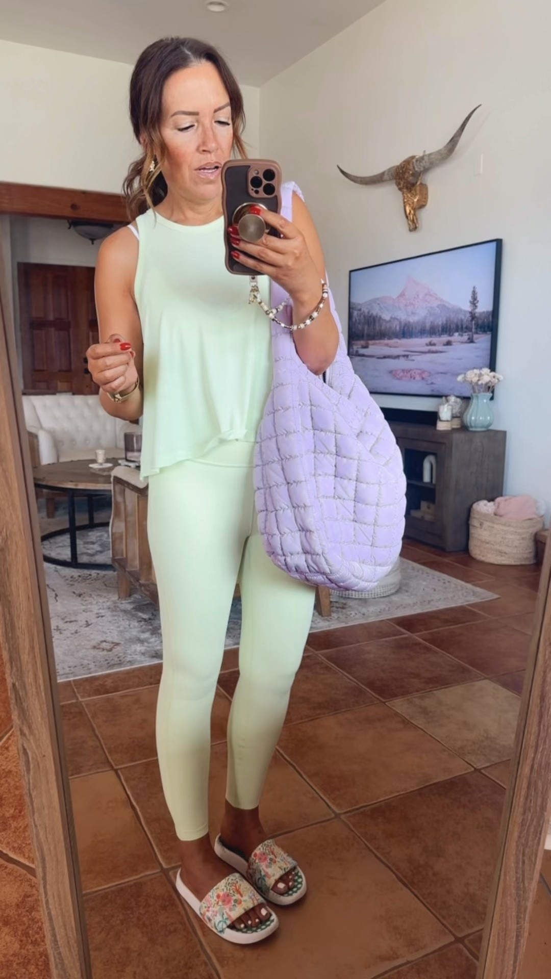 Love the color of this workout set! I’m wearing a S in top and M in leggings.

#LTKootd #LTKActive #LTKfitnessgoals