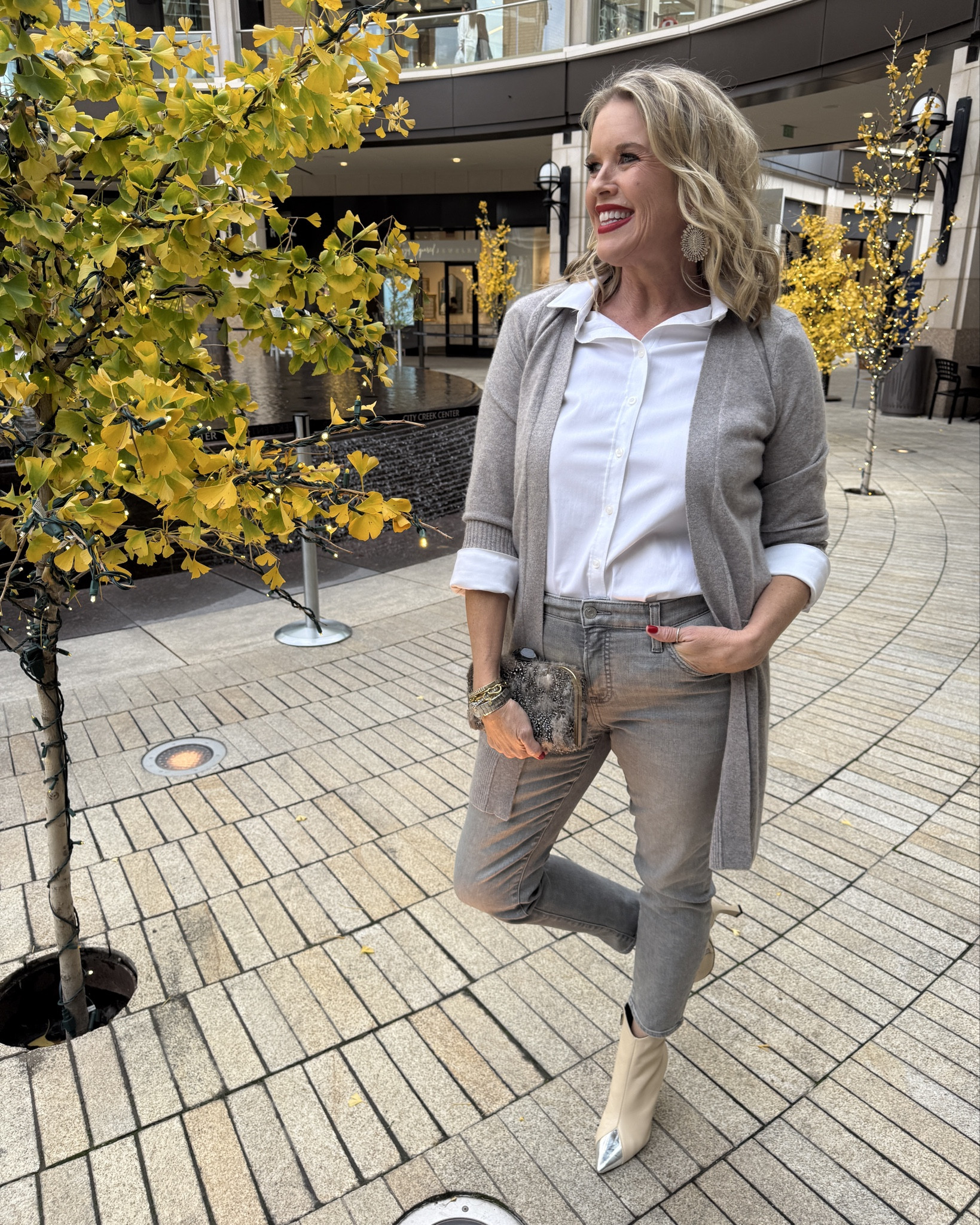 Thanksgiving outfit inspo ✔️
Grey and white

Classic white button up no iron shirt! Fits tts !

Grey cashmere med length sweater with pockets and butter soft and light weight. Fits tts 
I am in a 0

Love these beautiful statement earrings too. Perfect for all of the Holiday season on sale too

Beautiful feather clutch with gorgeous stone agate clasp closer
Silver cap little booties bu Cecelia New York. Fits tts

These are great wardrobe builders that you’ll wear on repeat over and over /mix and match



#LTKSaleAlert #LTKOver40 #LTKHoliday